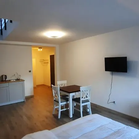 Szymrych Gospodarstwo agroturystyczne *