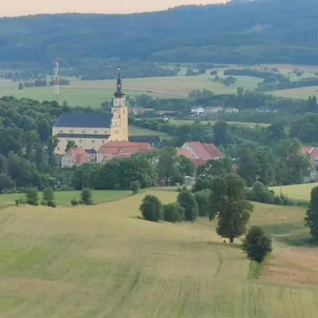 팜스테이 Szymrych Chełmsko Śląskie